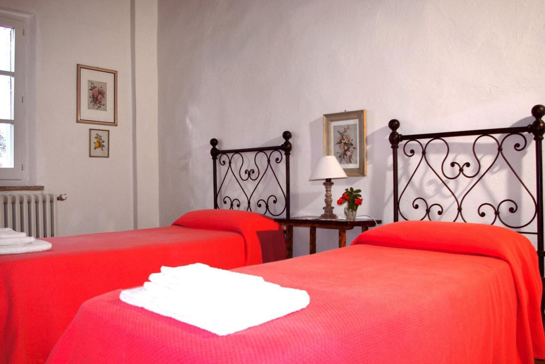 Agriturismo Fattoria Santa Vittoria Pozzo  エクステリア 写真